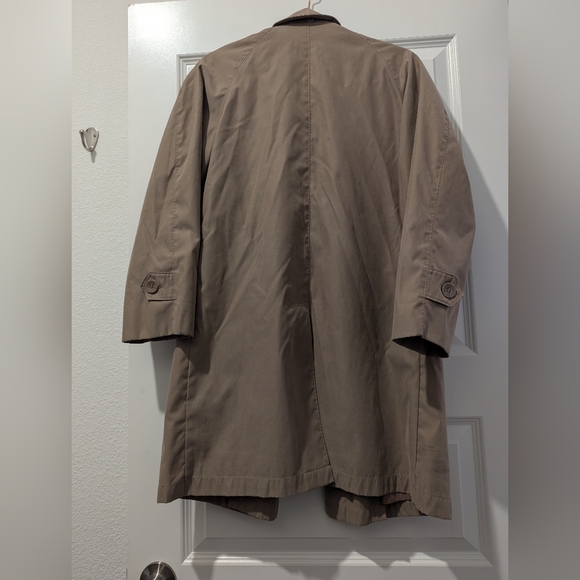 London Fog Classic Brown Trench Coat - Picture 2 of 3